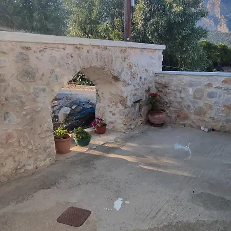 Dafnonas House - Bright & Modern * Λεωνίδιο